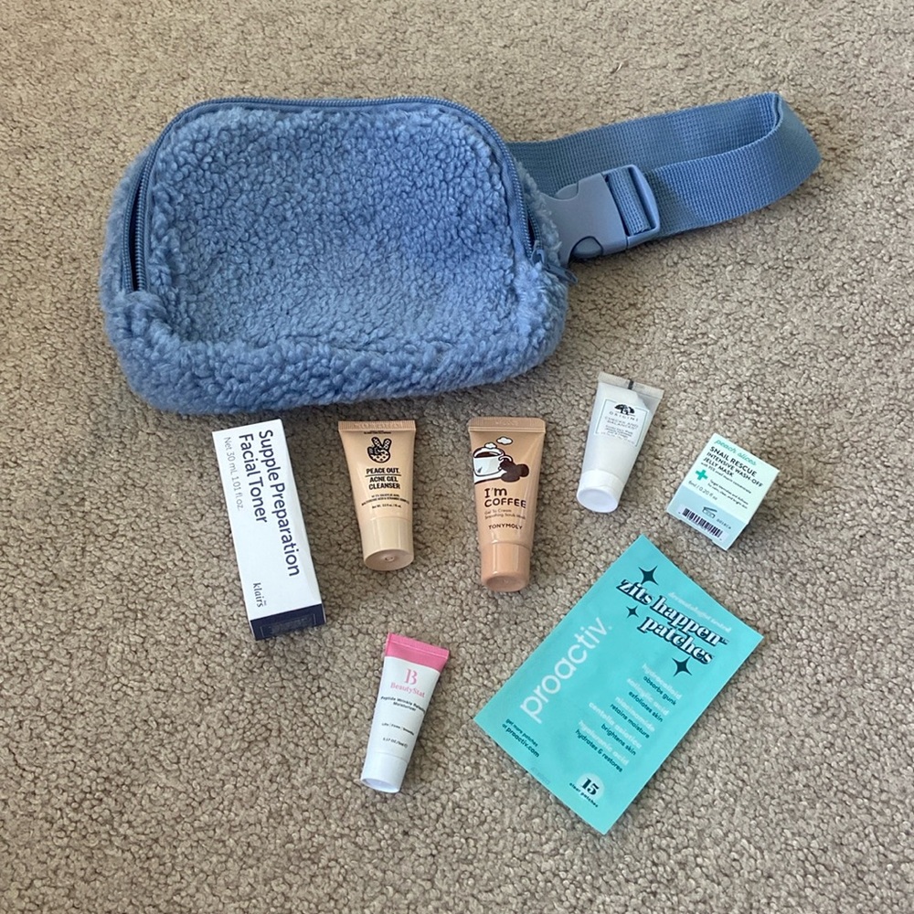 Skincare sample set